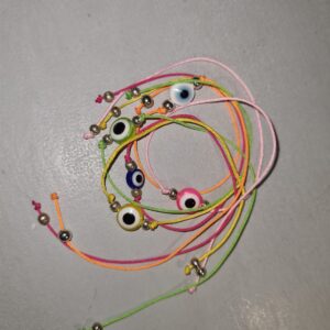 PULSERA HILO ROJA con ojito chico